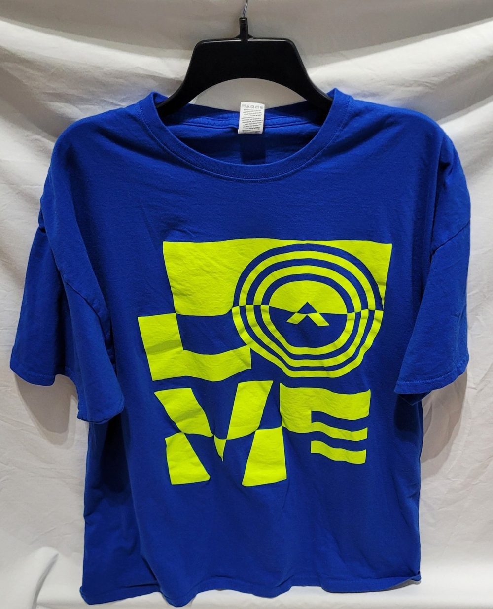 Fruit of the Loom Shirt Mens 2XL LOVE Blue Geometric Graphic Crew Tee Bold Print